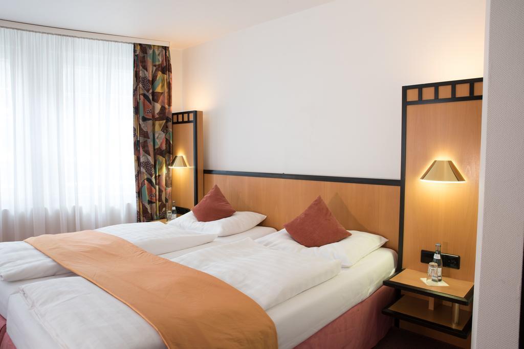 Hotel Schere Northeim Zewnętrze zdjęcie