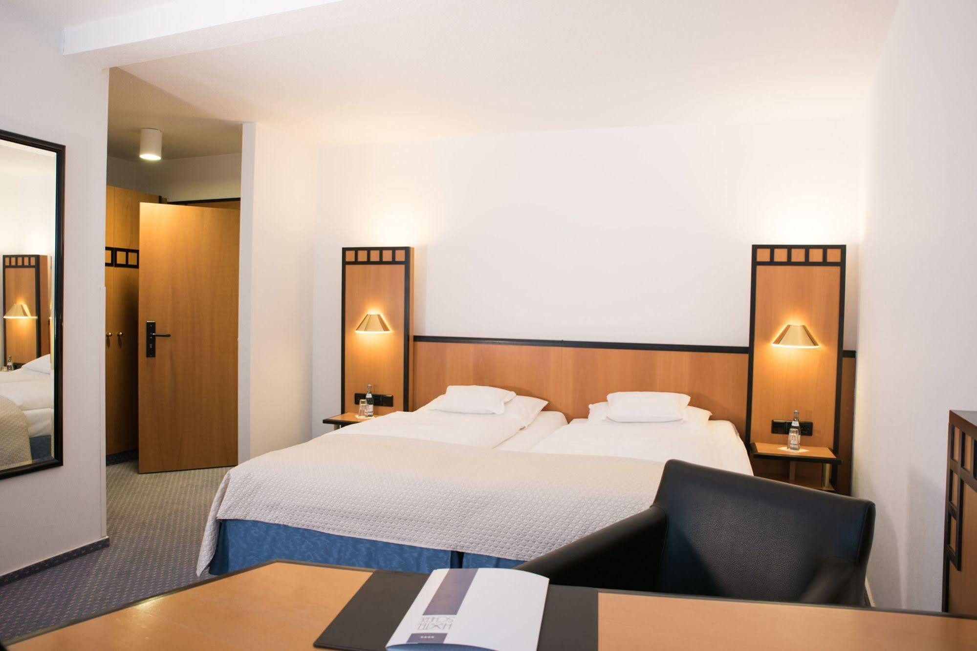 Hotel Schere Northeim Zewnętrze zdjęcie